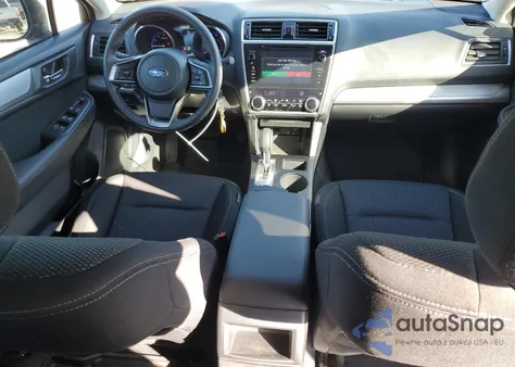 2019 Subaru Outback 2.5I Premium z USA, uszkodzony, nr VIN 4S4BSAHC8K3392097